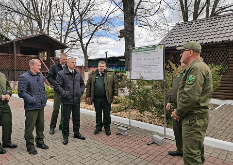 НЕ СТОЯТЬ НА МЕСТЕ - РАЗВИВАТЬСЯ 